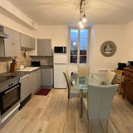 Le Logis - Lescapade-medievale