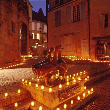 Le Logis - Lescapade-medievale Sarlat-la-Caneda